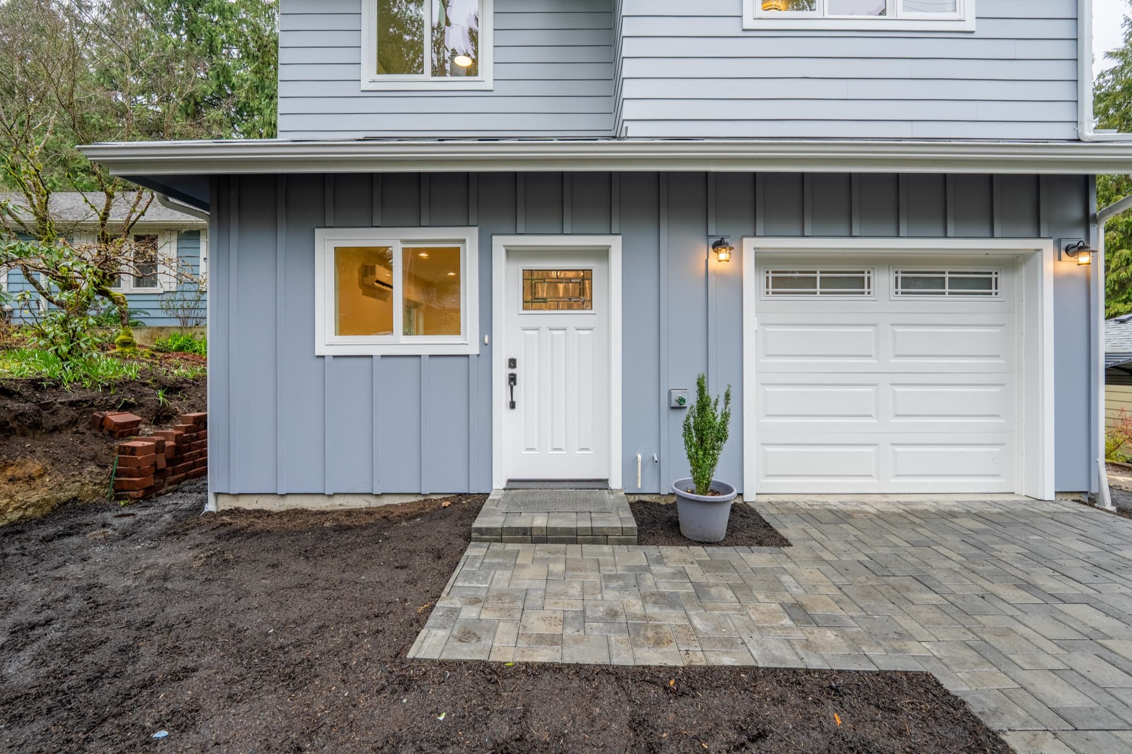 Detached ADU with garage entry built by DIGS Construction in the Seattle area
