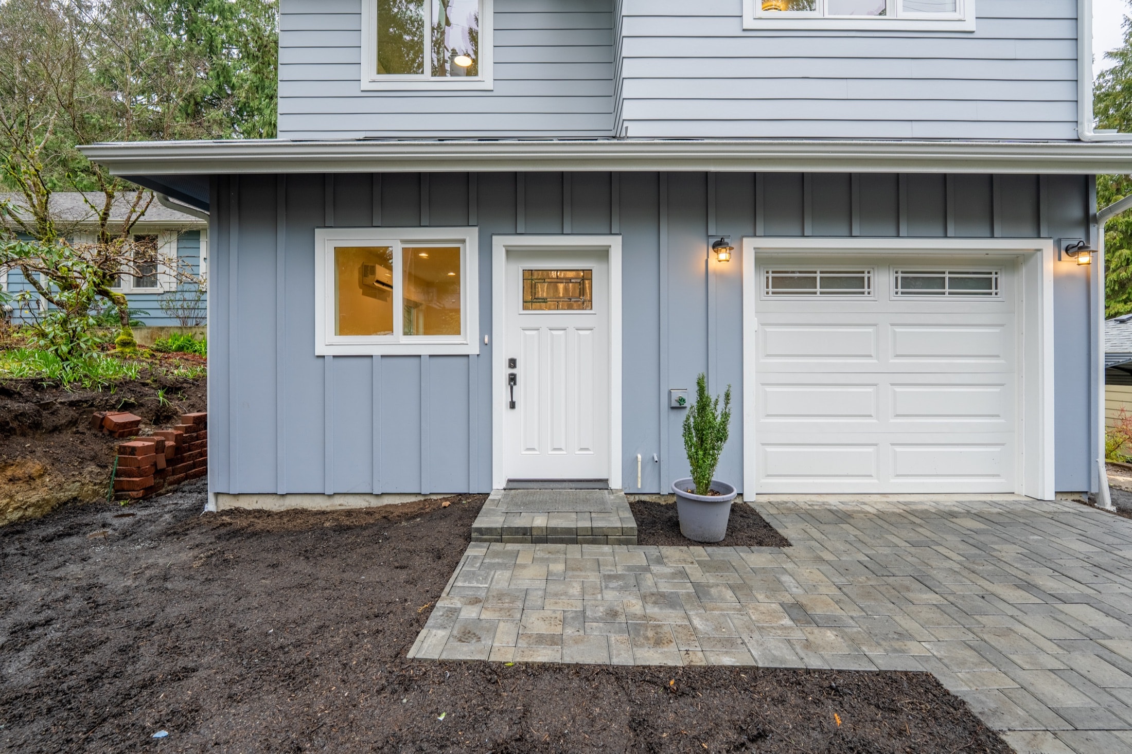 Detached ADU with garage entry built by DIGS Construction in the Seattle area